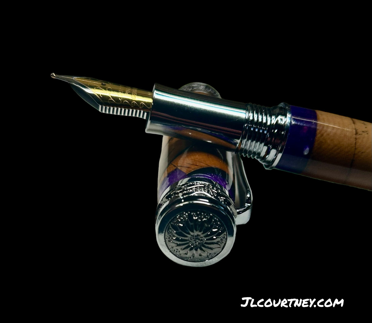 Woolly Mammoth Tusk Fountain Pen
